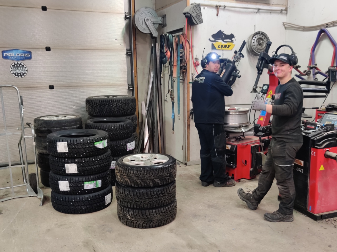 Renkaat ja vaihtajat.